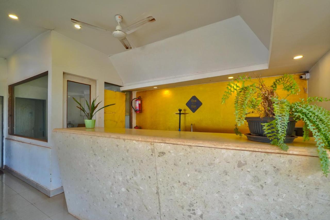 Morjim Holiday Beach Resort エクステリア 写真